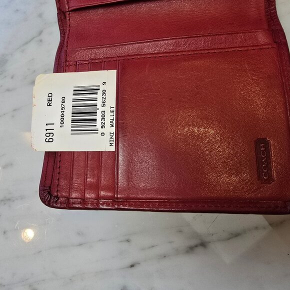 Coach NWT Vintage Red Leather Wallet - Picture 6 of 8